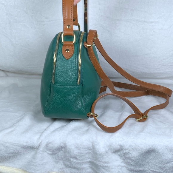 Divina Firenze Green and Brown Leather Backpack - Picture 4 of 8